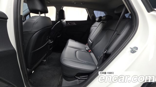 Kia Sportage Hybrid (V) Nobleless 2WD 2023 — фото 12