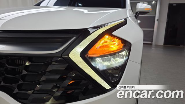 Kia Sportage Hybrid (V) Nobleless 2WD 2023 — фото 22