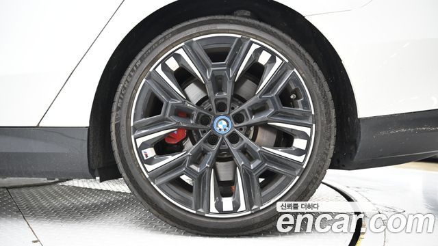 BMW i5 (G60) M60 xDrive 2024 — фото 5