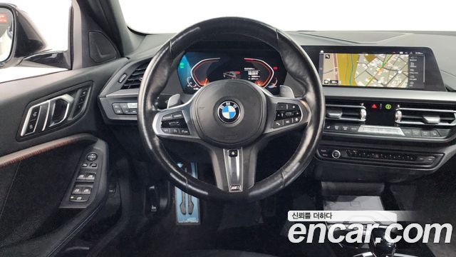 BMW 1 Series (F40) 120i M Sports 2023 — фото 13