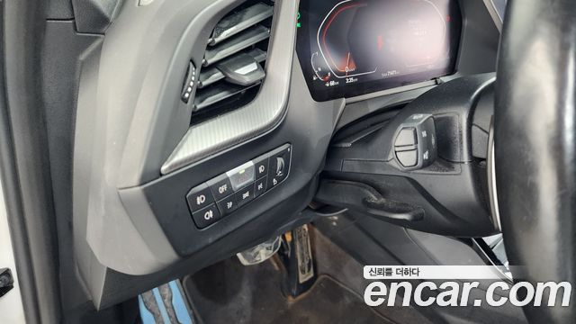 BMW 1 Series (F40) 120i M Sports 2023 — фото 28