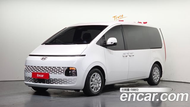 Hyundai Staria 4WD Tourer 11-Seater Modern
