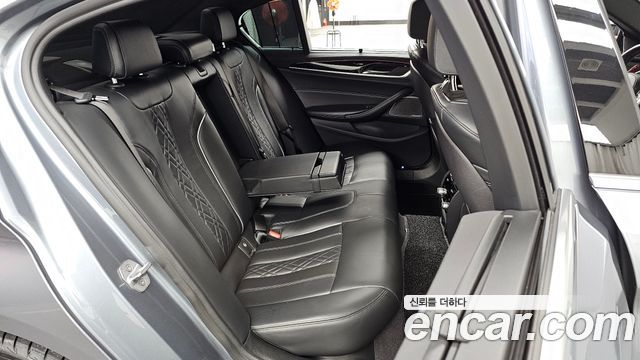 BMW 5 Series (G30) 530d M Sport Plus 2018 — фото 11