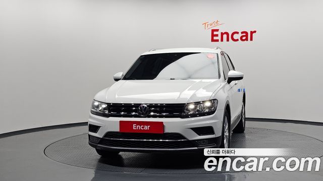 Volkswagen Tiguan (II) 2.0 TDI Premium 2018 — фото 3
