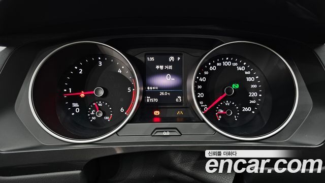 Volkswagen Tiguan (II) 2.0 TDI Premium 2018 — фото 8