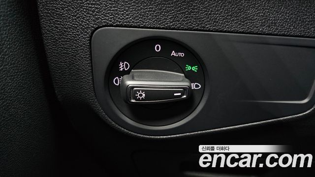 Volkswagen Tiguan (II) 2.0 TDI Premium 2018 — фото 20
