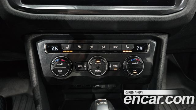 Volkswagen Tiguan (II) 2.0 TDI Premium 2018 — фото 27
