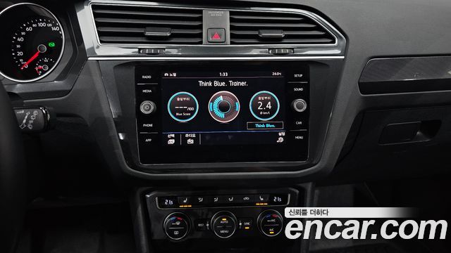 Volkswagen Tiguan (II) 2.0 TDI Premium 2018 — фото 28