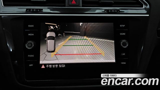 Volkswagen Tiguan (II) 2.0 TDI Premium 2018 — фото 29