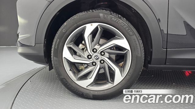 KG Mobility (SsangYong) Beautiful Korando Gasoline 1.5 2WD C5 Plus 2021 — фото 5