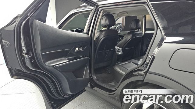 KG Mobility (SsangYong) Beautiful Korando Gasoline 1.5 2WD C5 Plus 2021 — фото 12
