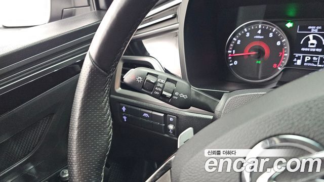 KG Mobility (SsangYong) Beautiful Korando Gasoline 1.5 2WD C5 Plus 2021 — фото 17