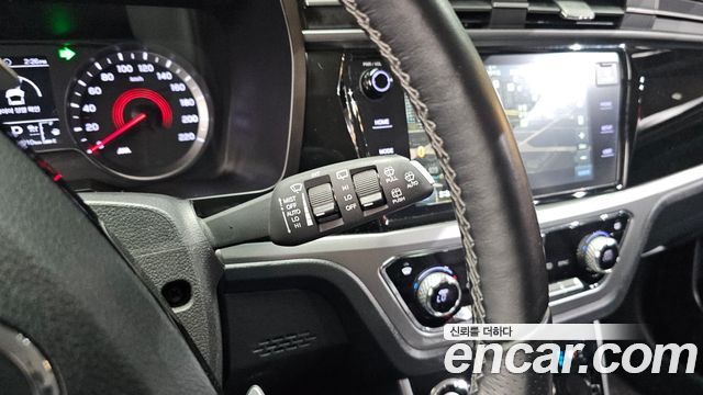 KG Mobility (SsangYong) Beautiful Korando Gasoline 1.5 2WD C5 Plus 2021 — фото 18