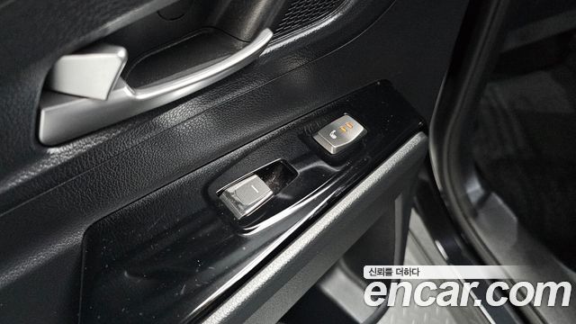 KG Mobility (SsangYong) Beautiful Korando Gasoline 1.5 2WD C5 Plus 2021 — фото 27