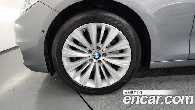 BMW 5 Series GT (F07) GT xDrive 2016 — фото 5
