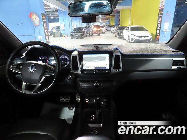 KG Mobility (SsangYong) Rexton Sports Khan Diesel 2.2 4WD Professional X (5-Link) 2019 — фото 7