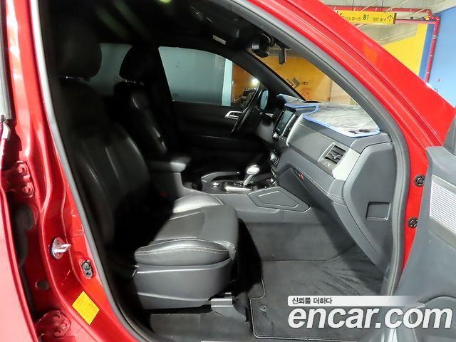 KG Mobility (SsangYong) Rexton Sports Khan Diesel 2.2 4WD Professional X (5-Link) 2019 — фото 15