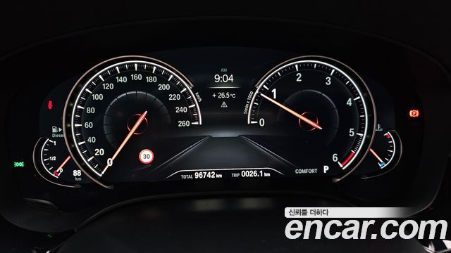 BMW 5 Series (G30) 520d xDrive M Sport Package 2018 — фото 8
