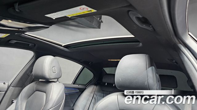 BMW 5 Series (G30) 520d xDrive M Sport Package 2018 — фото 31