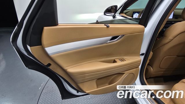 Genesis G80 (RG3) Gasoline 2.5 Turbo 2WD 2026 — фото 25