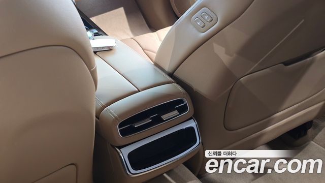 Genesis G80 (RG3) Gasoline 2.5 Turbo 2WD 2026 — фото 28