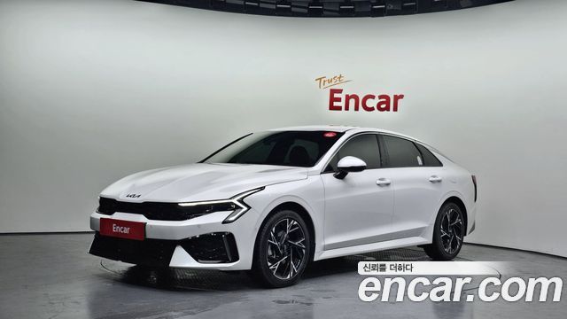 Kia K5 (III) 2.0 Noblesse 2025 — фото 1