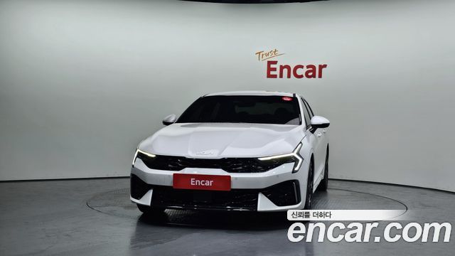 Kia K5 (III) 2.0 Noblesse 2025 — фото 3
