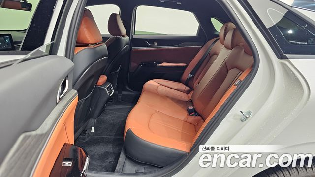 Kia K5 (III) 2.0 Noblesse 2025 — фото 11