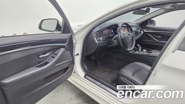 BMW 5 Series (F10) 520d M Aero Dynamic 2016 — фото 10