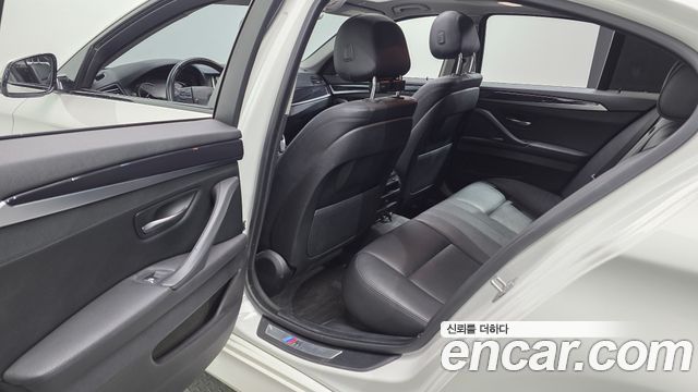 BMW 5 Series (F10) 520d M Aero Dynamic 2016 — фото 16