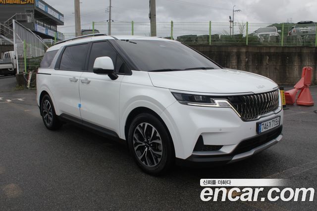 Kia Carnival (IV) Gasoline 11-Seater Prestige 2023 — фото 2