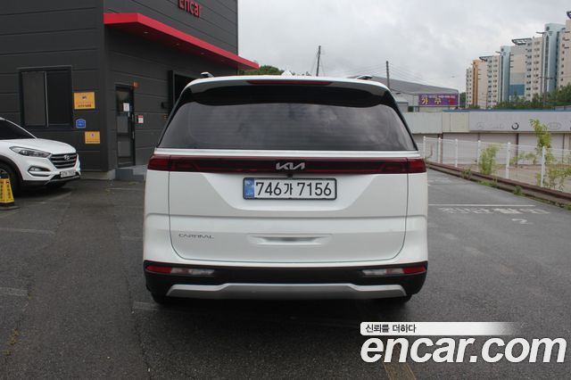 Kia Carnival (IV) Gasoline 11-Seater Prestige 2023 — фото 3