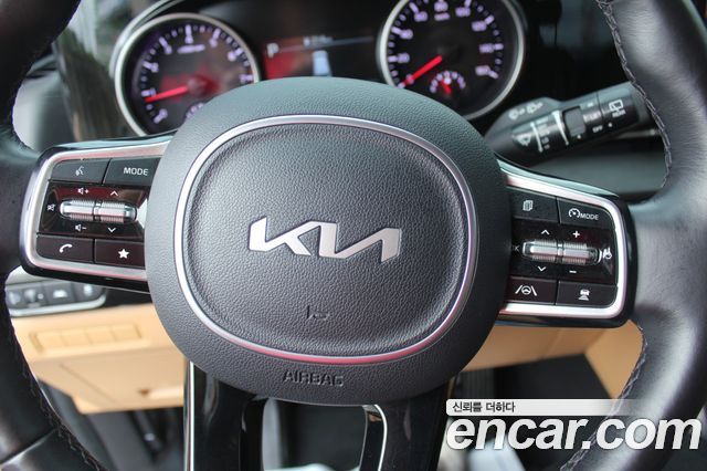 Kia Carnival (IV) Gasoline 11-Seater Prestige 2023 — фото 21