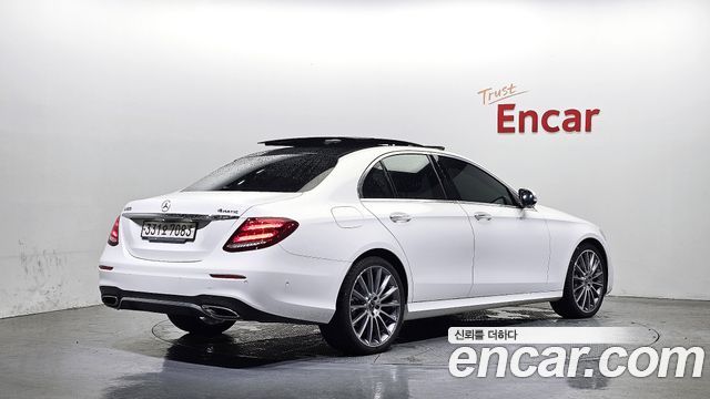 Mercedes-Benz E-Class (W213) E350 4MATIC AMG Line 2020 — фото 2