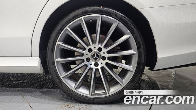 Mercedes-Benz E-Class (W213) E350 4MATIC AMG Line 2020 — фото 21