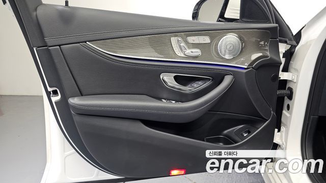 Mercedes-Benz E-Class (W213) E350 4MATIC AMG Line 2020 — фото 24