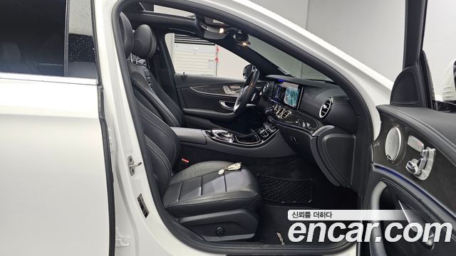 Mercedes-Benz E-Class (W213) E350 4MATIC AMG Line 2020 — фото 26