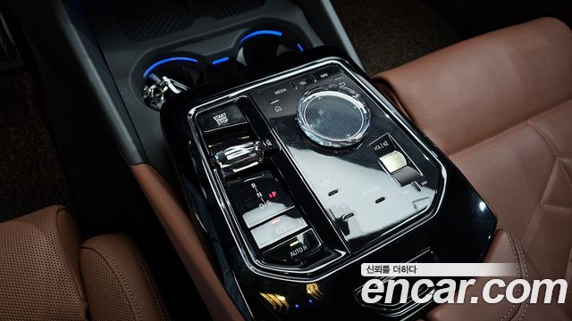 BMW 5 Series (G60) 530e M Sport 2025 — фото 9