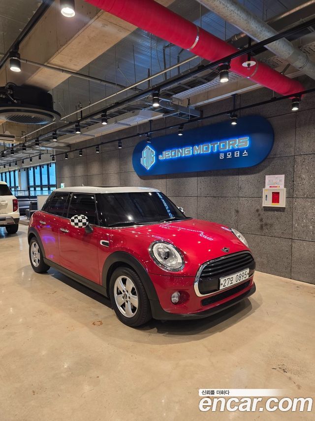 MINI Cooper D 5Door Mid 3rd 2016 — фото 2