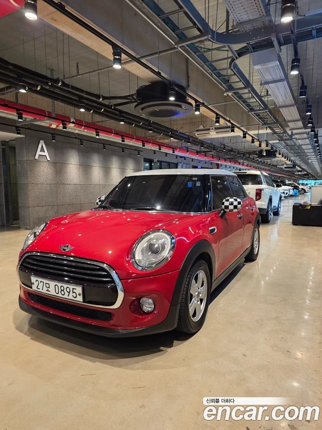 MINI Cooper D 5Door Mid 3rd 2016 — фото 3