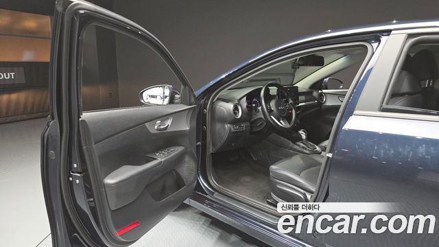 Kia K3 (II) 1.6 Prestige 2022 — фото 10