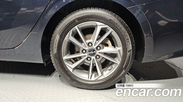 Kia K3 (II) 1.6 Prestige 2022 — фото 21