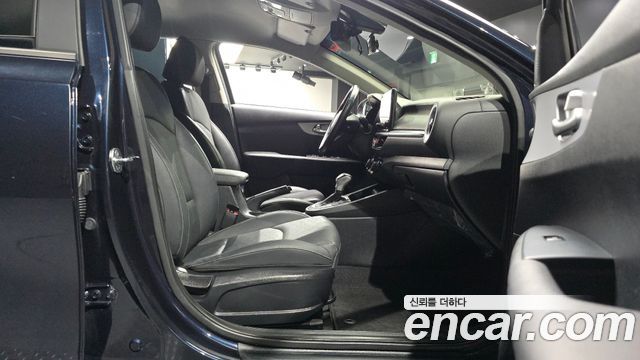 Kia K3 (II) 1.6 Prestige 2022 — фото 26