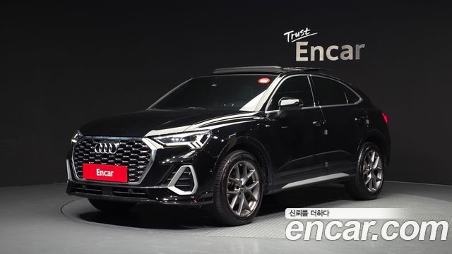 Audi Q3 (F3) 35 TDI Premium Sportback