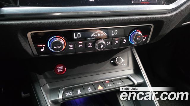Audi Q3 (F3) 35 TDI Premium Sportback 2020 — фото 17