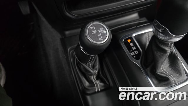 Jeep Wrangler (JL) 2.0 Overland Power Top 4Door 2021 — фото 9