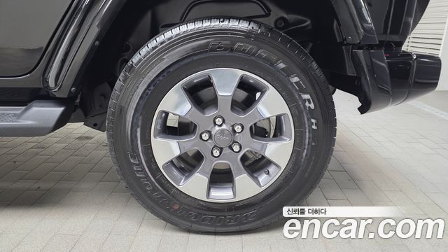Jeep Wrangler (JL) 2.0 Overland Power Top 4Door 2021 — фото 21