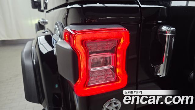 Jeep Wrangler (JL) 2.0 Overland Power Top 4Door 2021 — фото 23