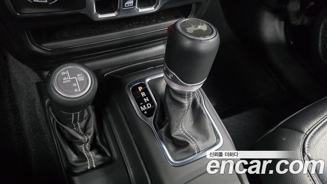 Jeep Wrangler (JL) 2.0 Overland Power Top 4Door 2021 — фото 28