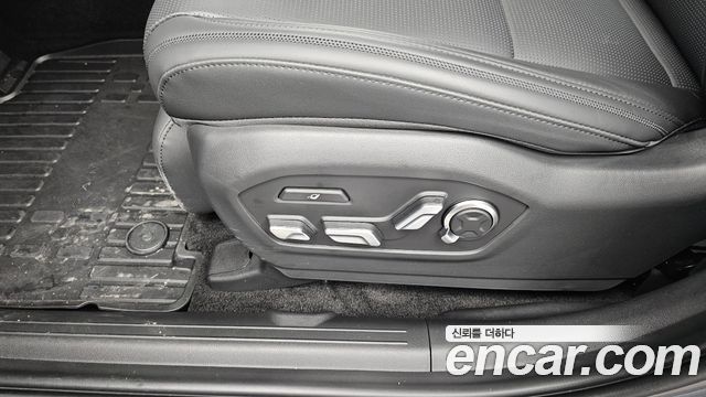 Hyundai Santa Fe (MX5) Gasoline 2.5T 4WD Calligraphy 2026 — фото 31